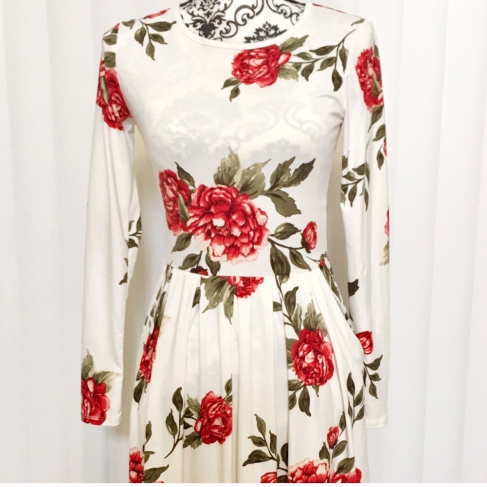 Reborn J Floral Midi Dress